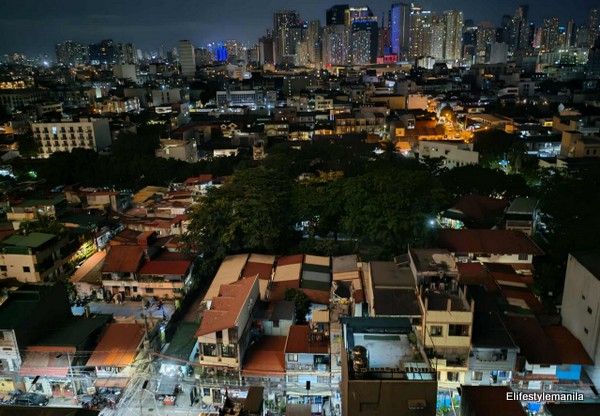 Pasay and Makati Skyline captured by the HONOR 400 5G